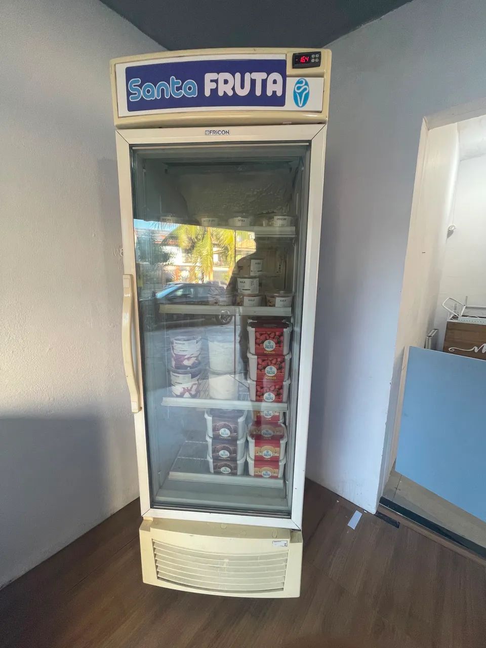 Freezer vertical expositor sorvetes  - Foto 4
