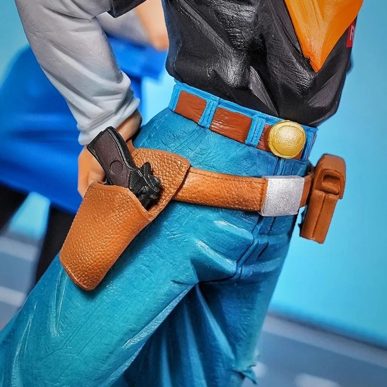 Boneco Android 17 ou Android 18 Dragon Ball Z Gnt Super Miniatura Action Figure 23cm - Foto 5