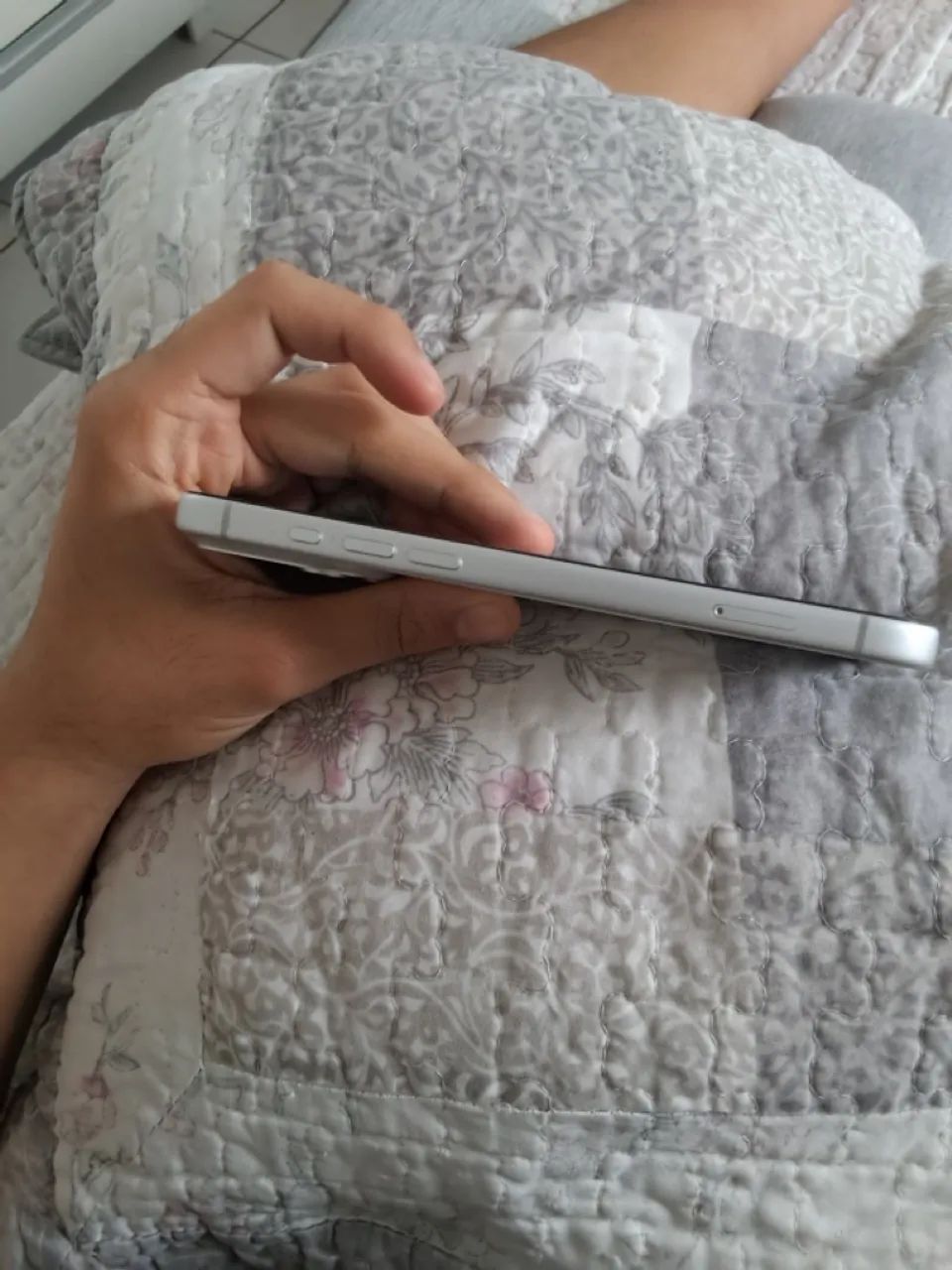 17 pro max extremamente novo. - Foto 2