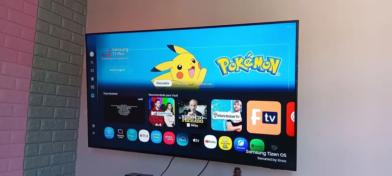 Tv em perfeitas condições. Funcionando perfeitamente,  sem nenhuma marca.
