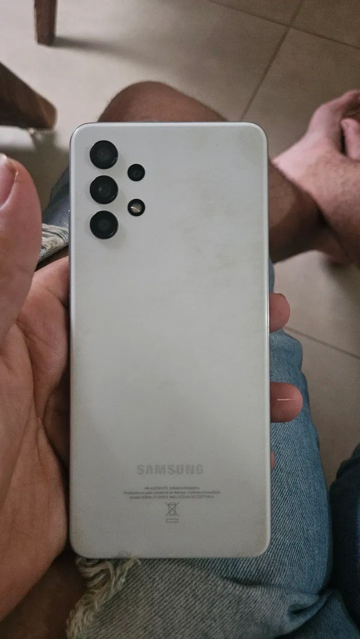 Celular a32