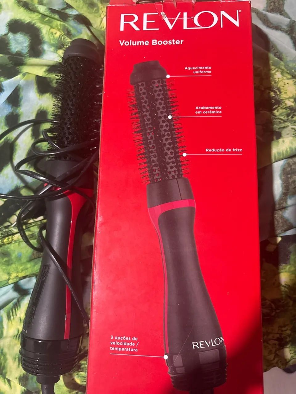 Escova secadora alisadora Revlon 