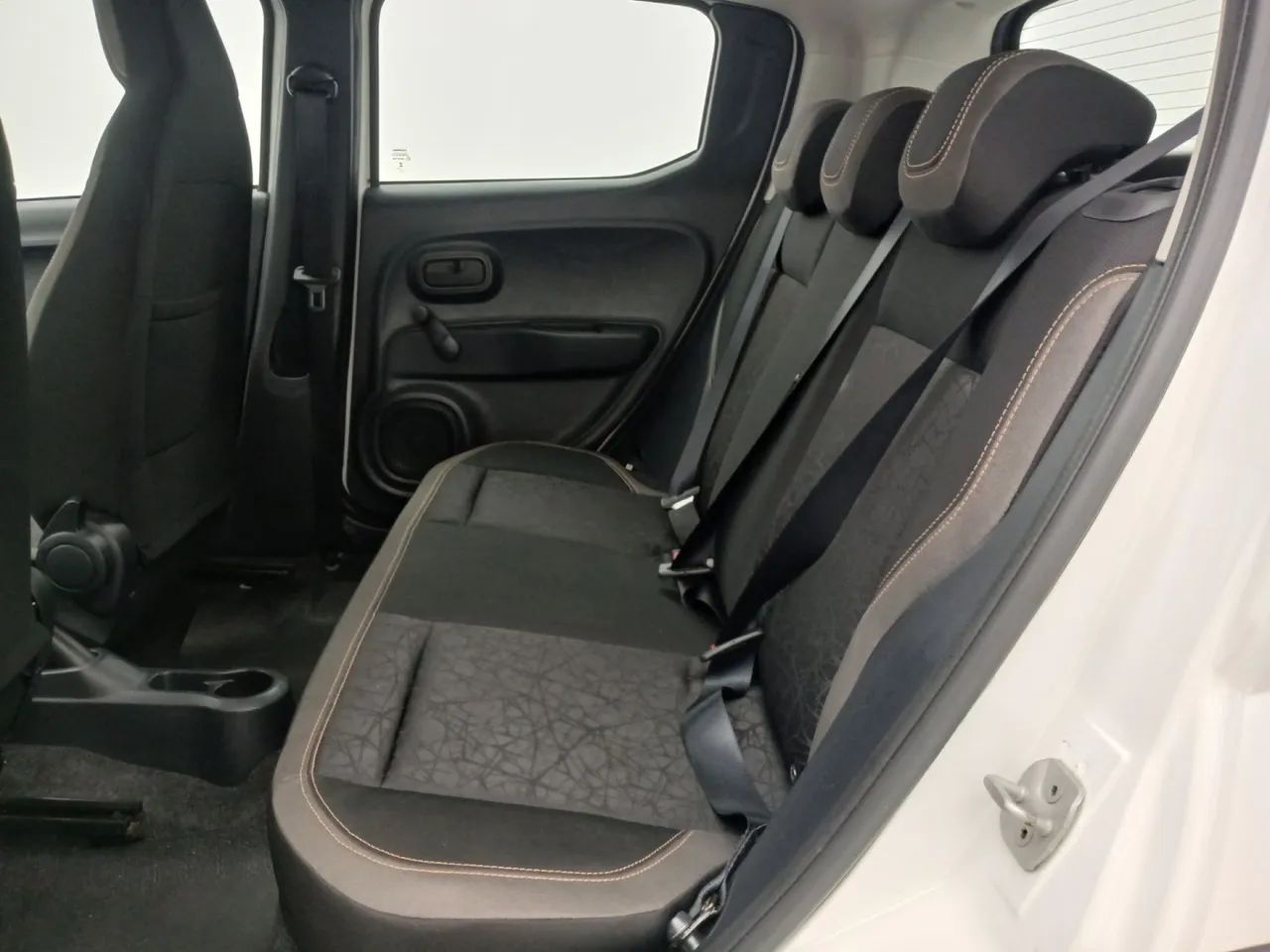 Fiat Mobi TREKKING 1.0 Flex 5p., foto 17 de 18