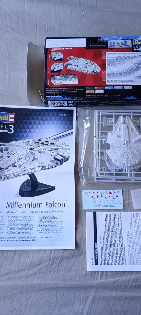Millennium Falcon STAR WARS Disney Kit Revell para montar 20pçs 1