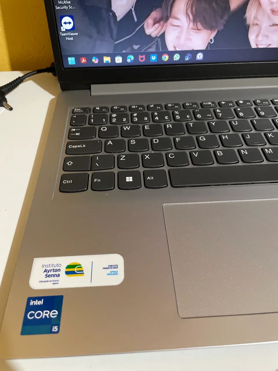 Notebook LeNovo Intel Core i5 8G de RAM - Foto 2