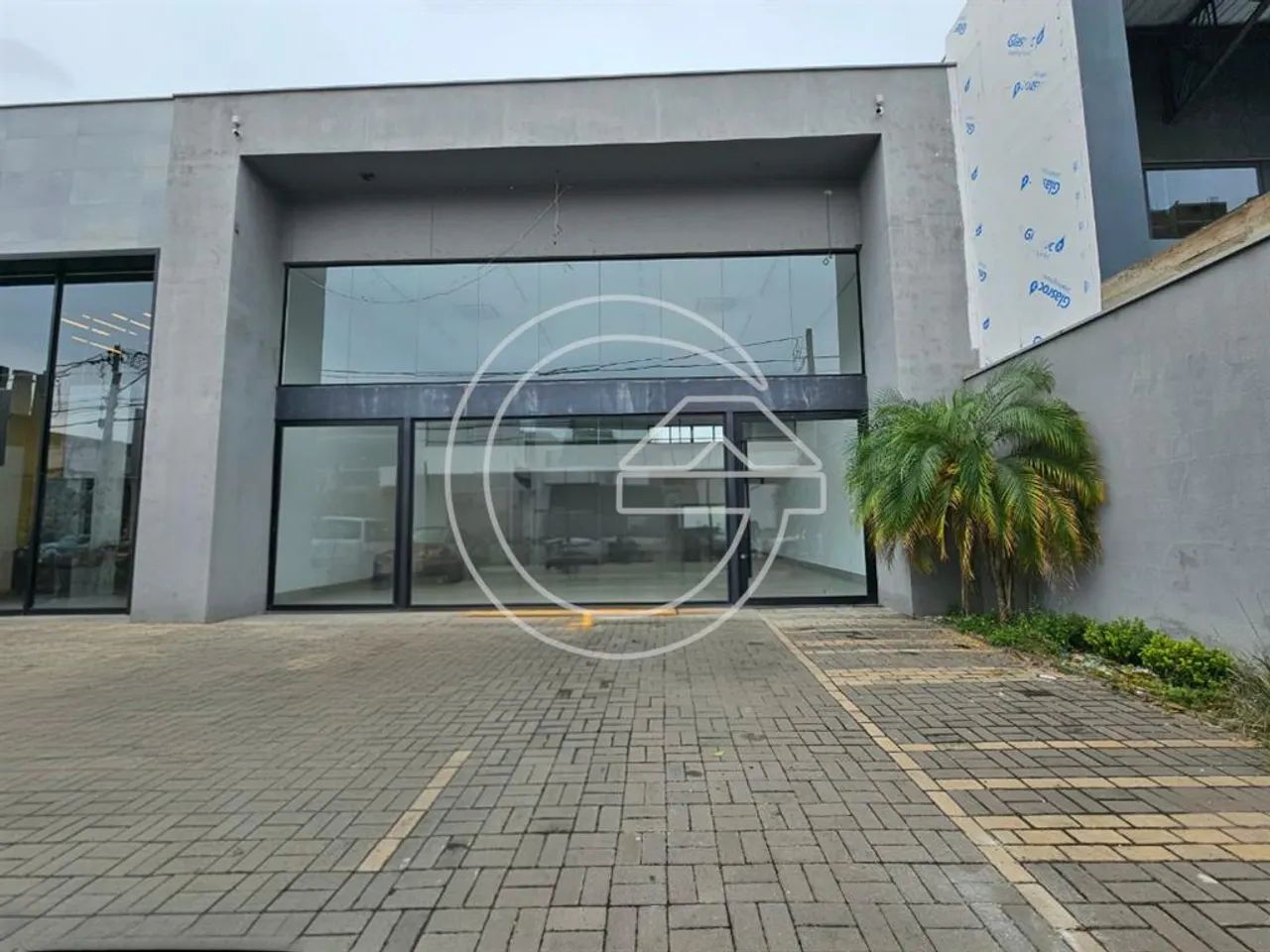ALUGA-SE Comercial NO CENTRO - MARÍLIA/SP