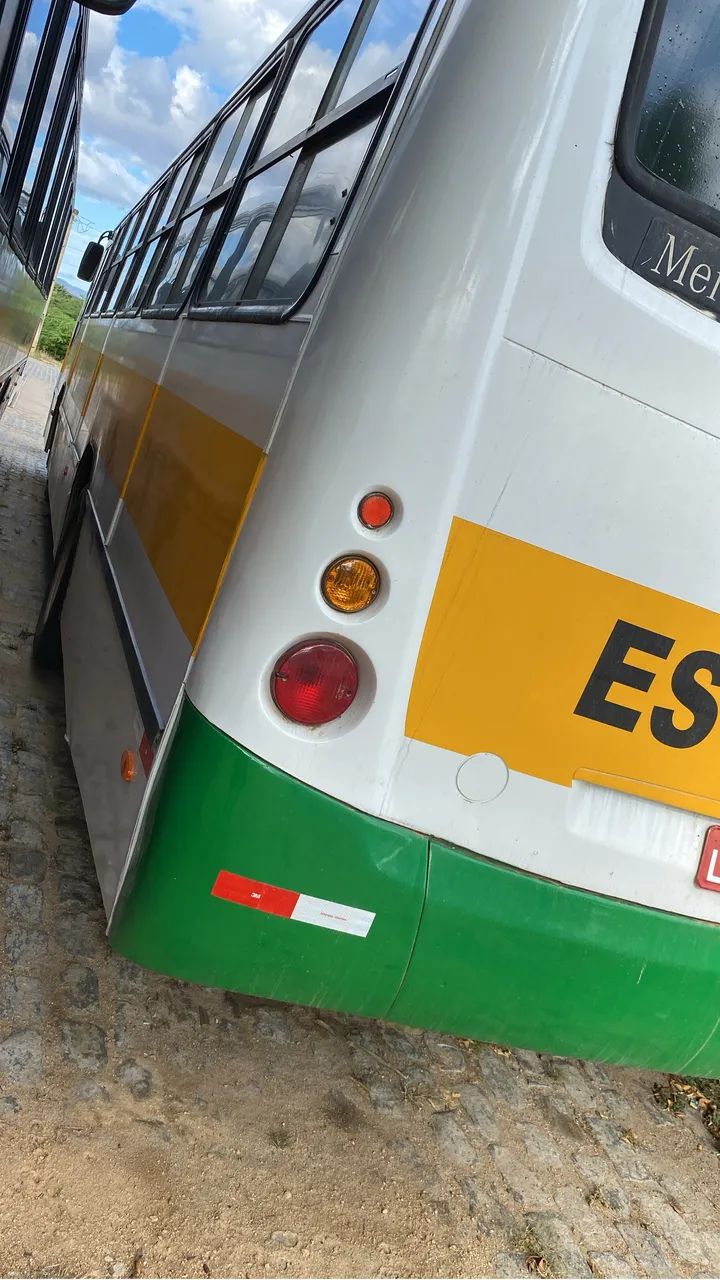 Vende-se ônibus ano 2006 - Foto 2
