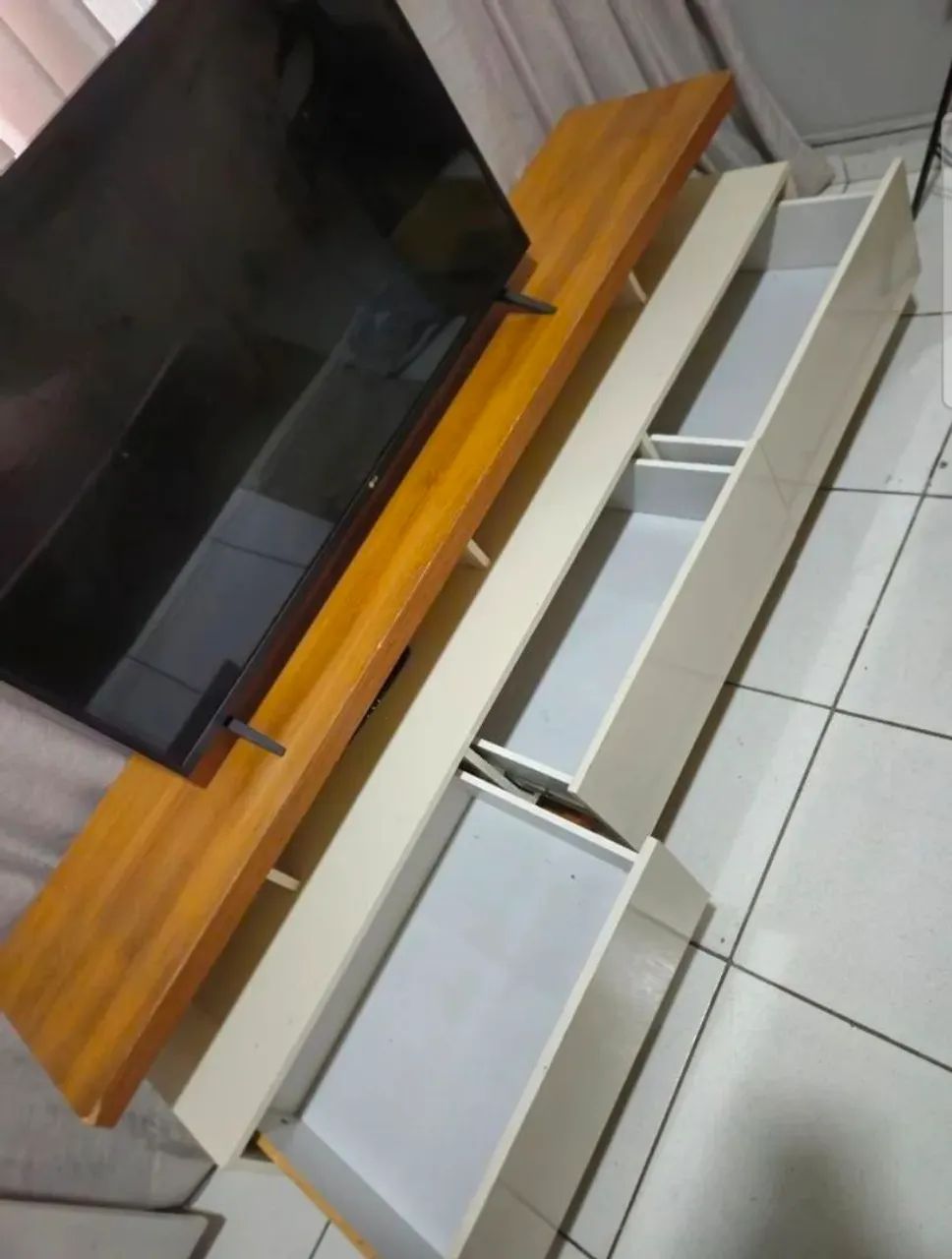 Rack para TV até 72 polegadas l OFF White e freijó 180 cm l Retirada imediata - Foto 2