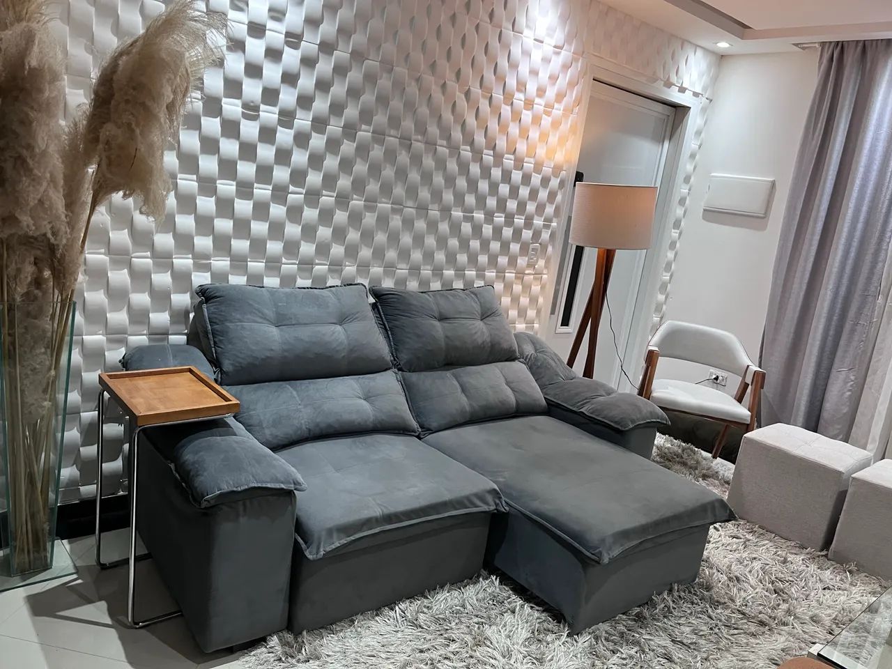 sofá retrátil e reclinável semi novo - Foto 3