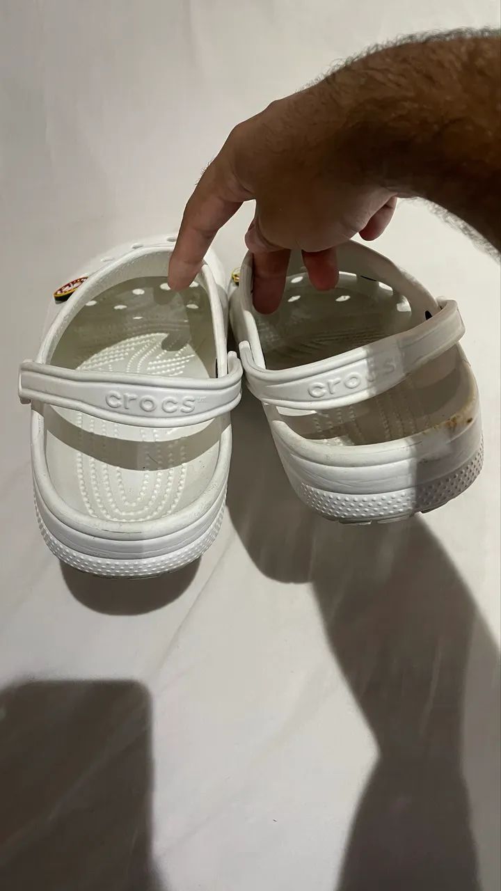 Crocs classic original branco - Foto 3