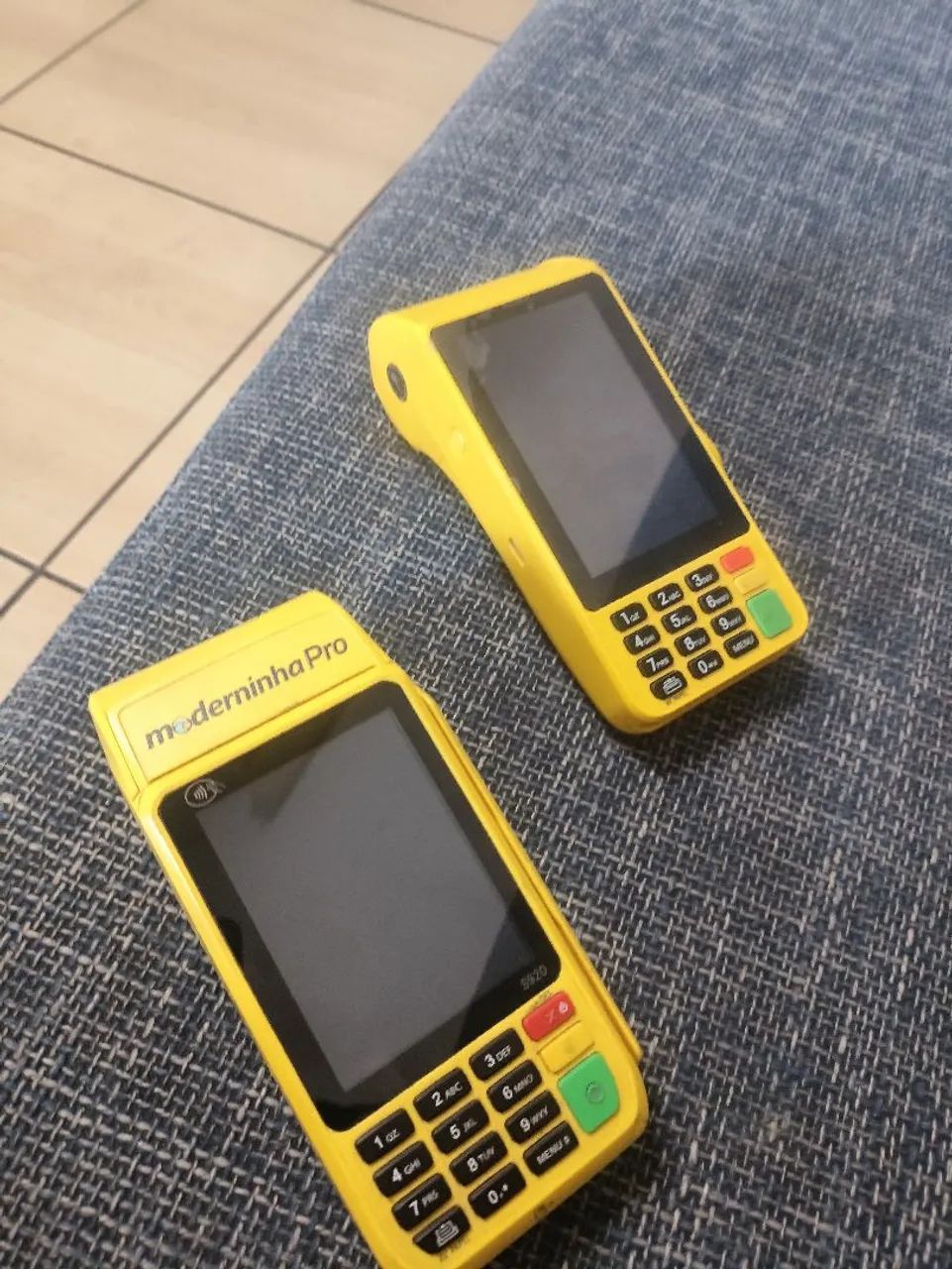 Duas maquininhas PAGBANK