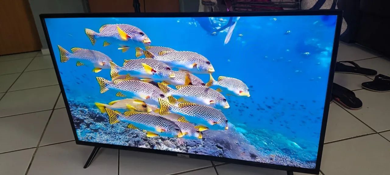 Tv TLC smart muito nova 43 polegadas 550 pra hoje  - Foto 5