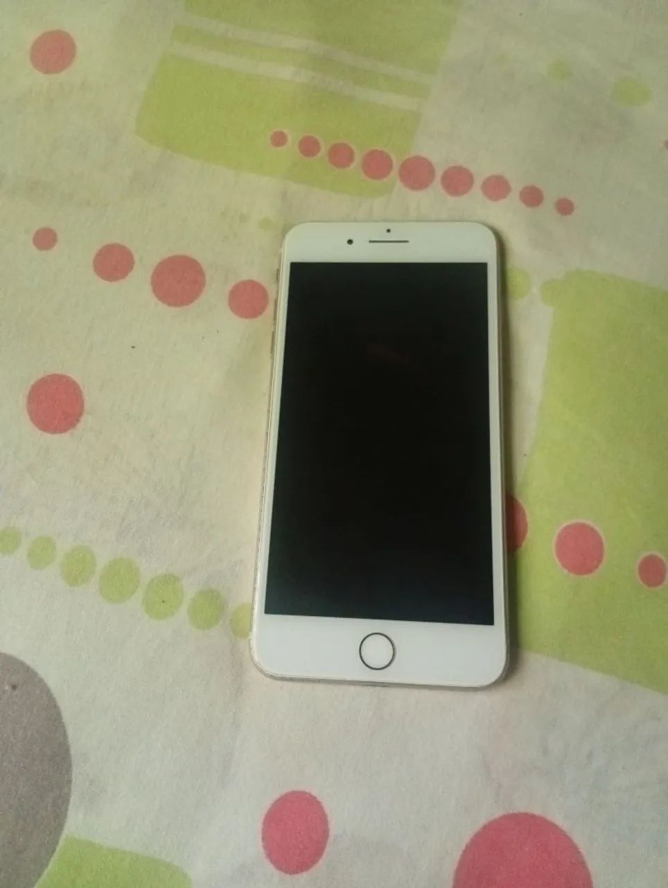 iPhone 8 