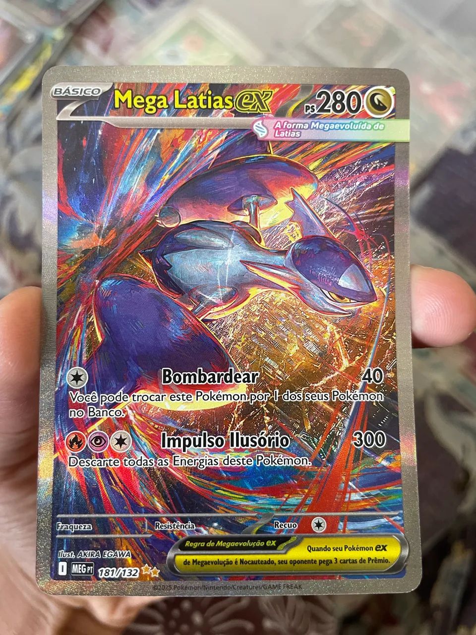 Carta Pokémon Mega Latias EX 181/132 - Especial Ultra Rara (Nova
