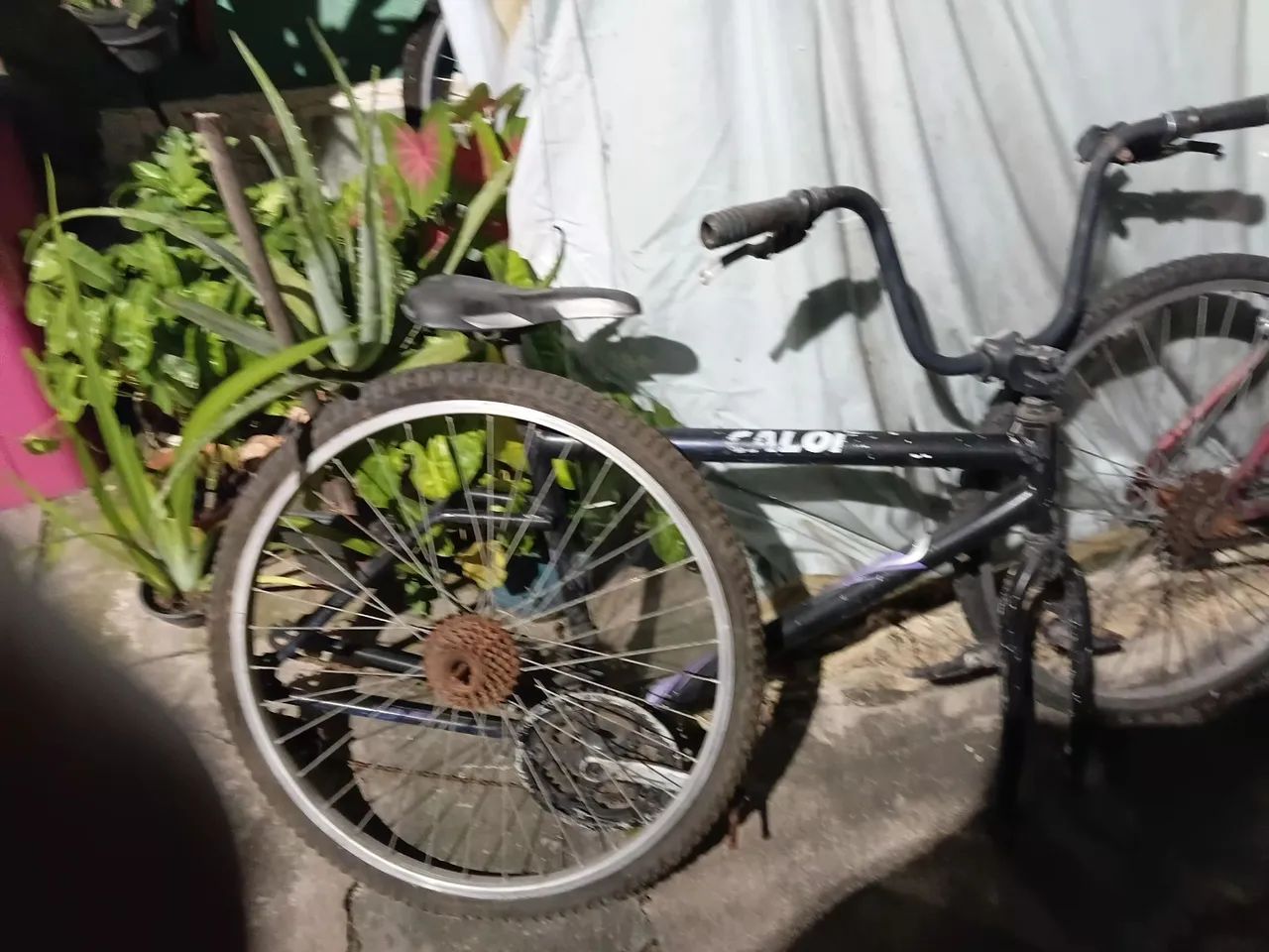 Vendo 2  bicicleta 