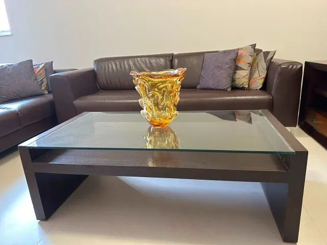 Mesa de Centro de Madeira e Tampo de Vidro