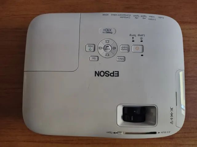 Projetor Epson PowerLite x10+ - Foto 2