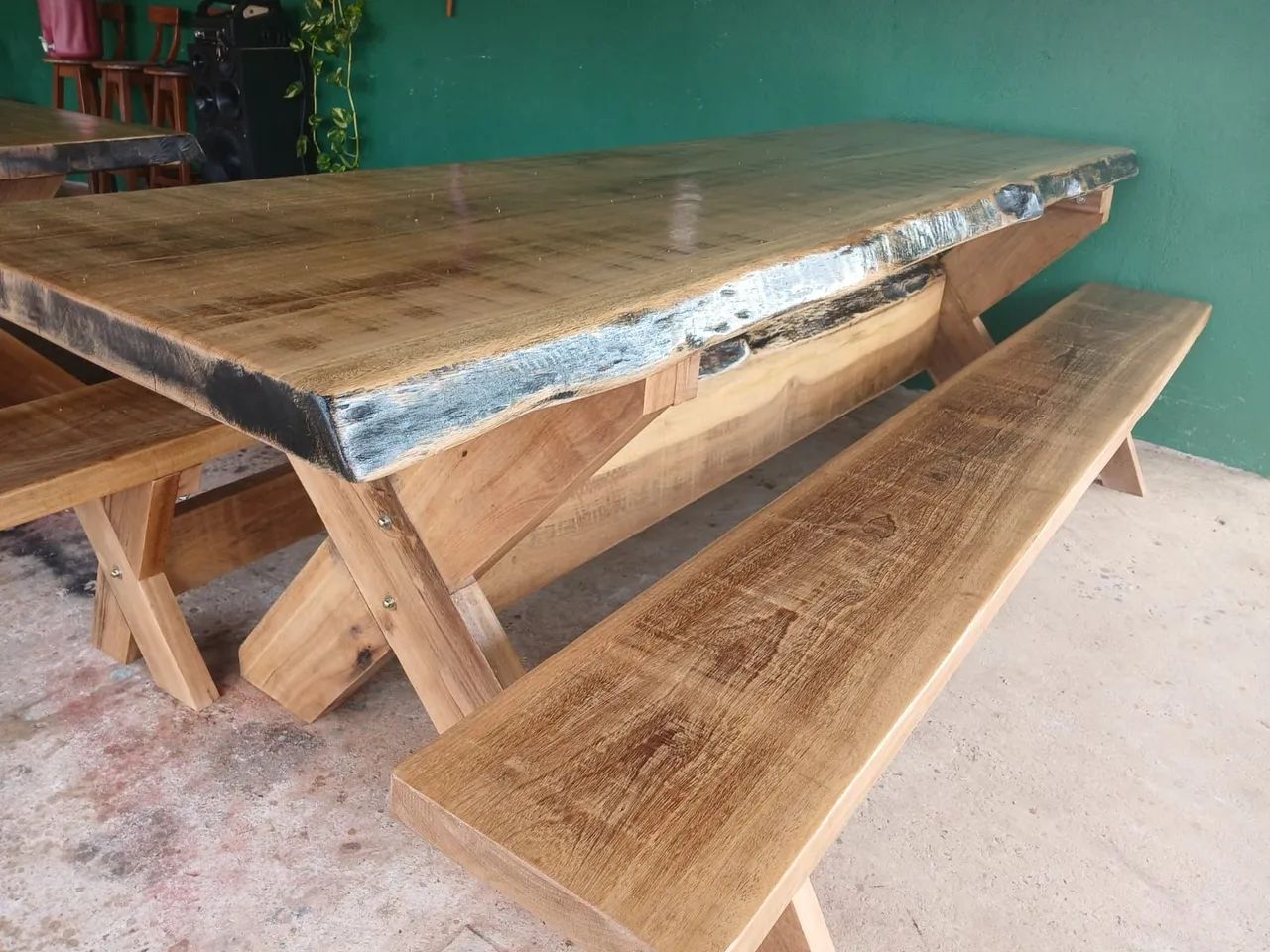 Mesas Rústicas e Portoes