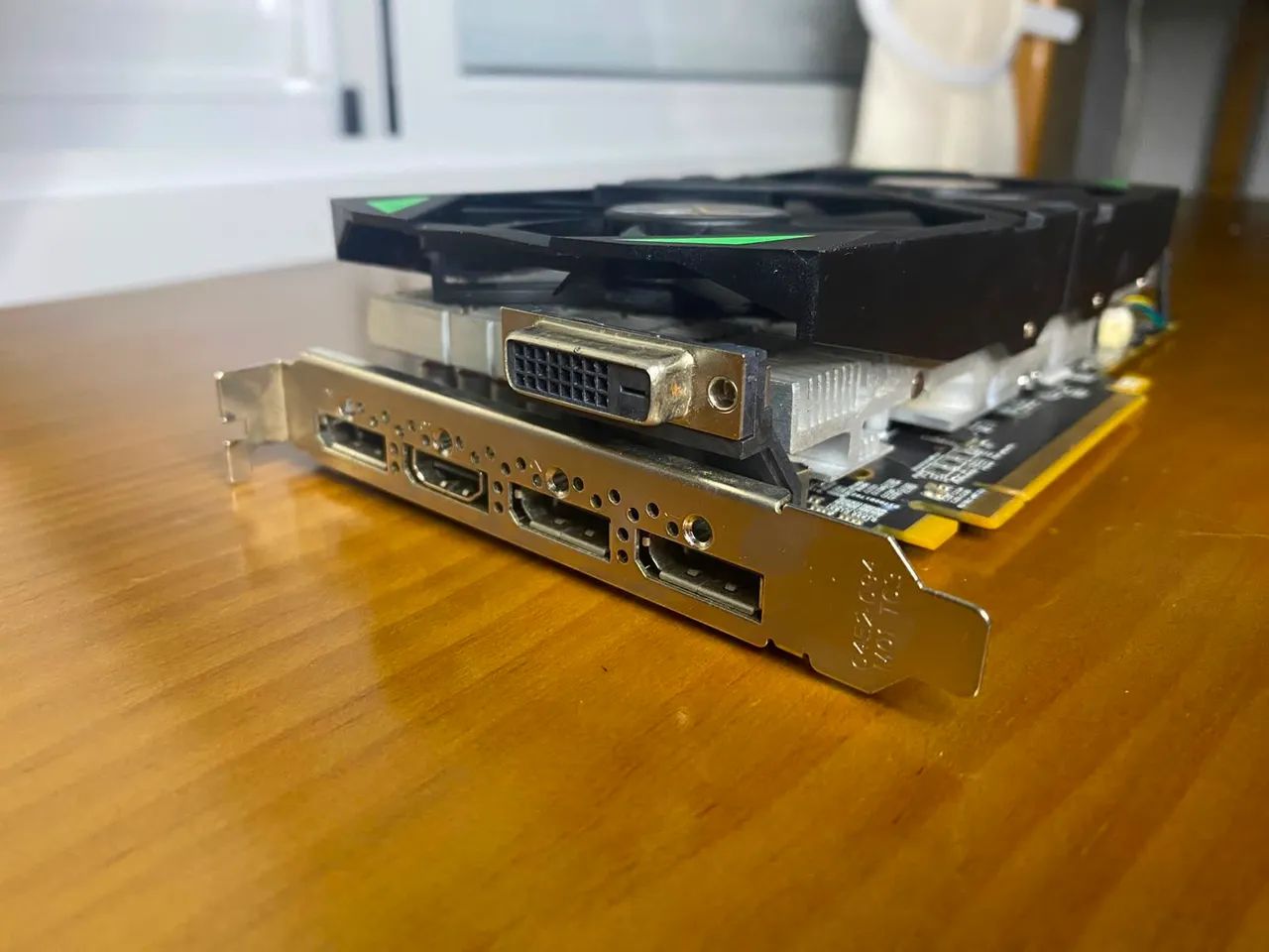 RX 570 - Foto 3