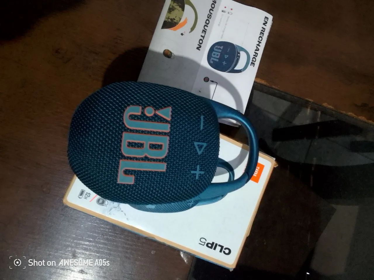 Caixa jbl clip 5