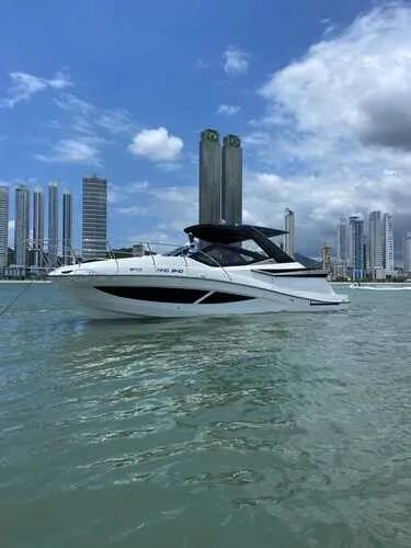 LANCHA NHD 340 OPEN DECK DUPLO - Sociedade em 6 donos
