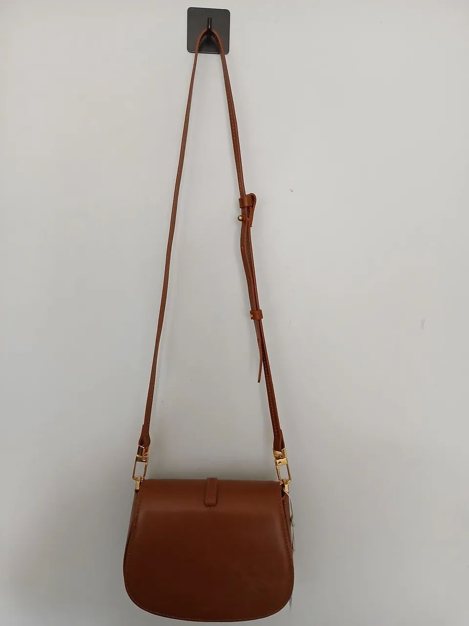 BOLSA AREZZO COURO LEGÍTIMO MARROM  - Foto 3