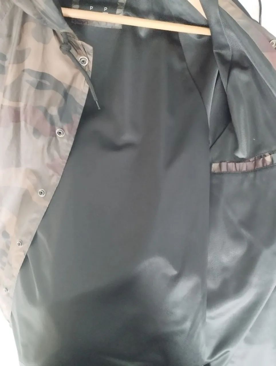 Jaqueta Corta vento Camuflada  - Foto 2