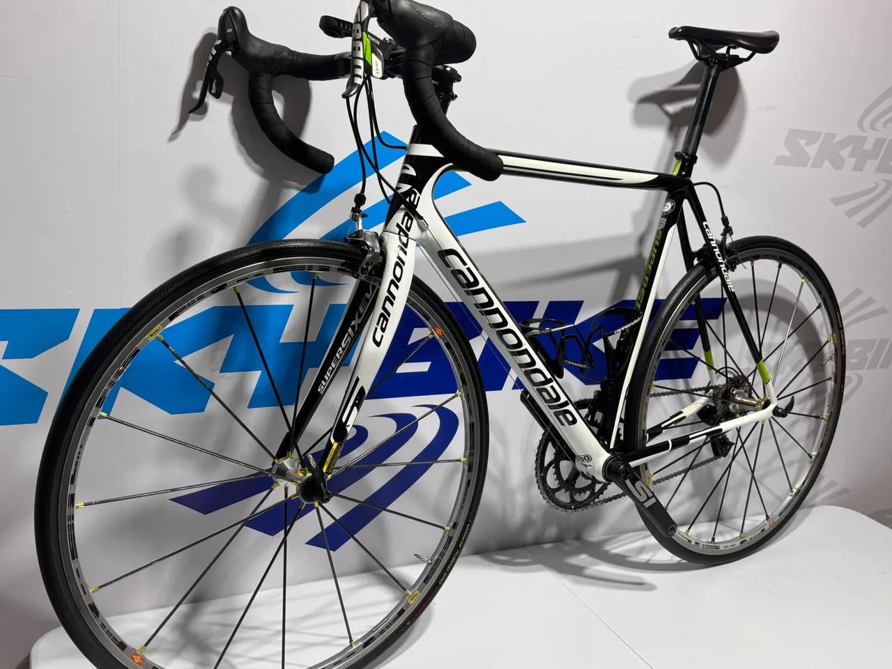 Cannondale SUPERSIX CARBON Evo tamanho 56 SEMI NOVA  - Foto 6