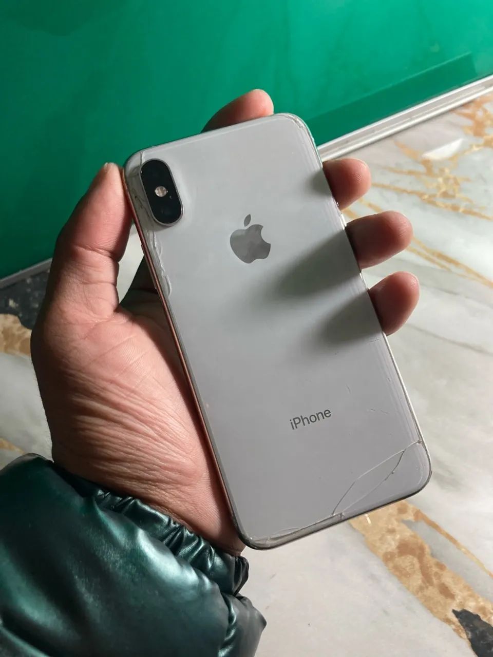 Oferta vendo iPhone Xs Silver formatado e revisado pronto pra uso - Foto 4