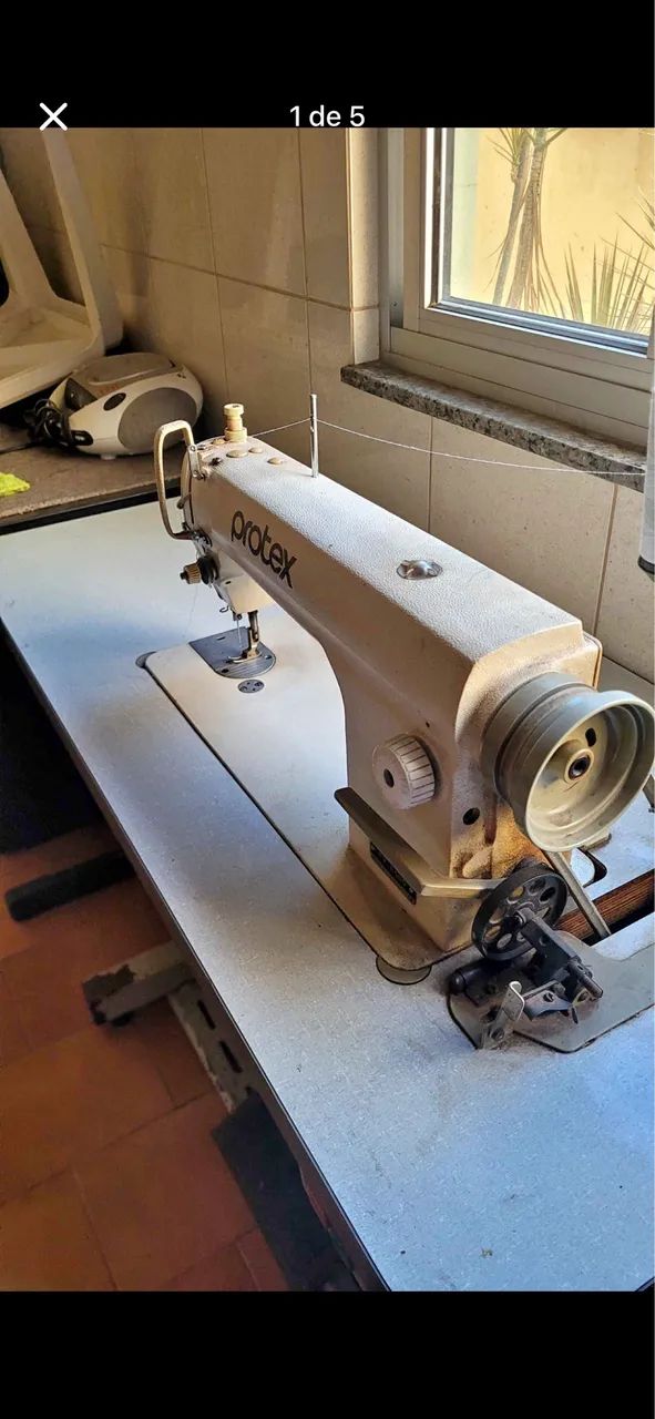 Máquina de costura  - Foto 2