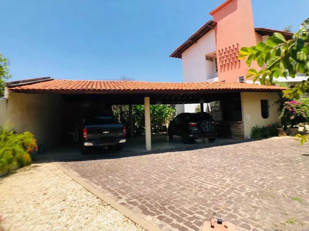 00095 - CASA TRIPLEX - RUA CONFROTAÇÃO - Foto 2