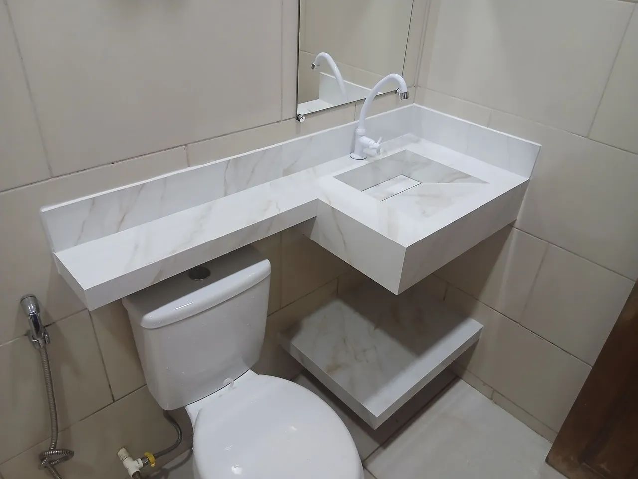 Pias em porcelanato  - Foto 2