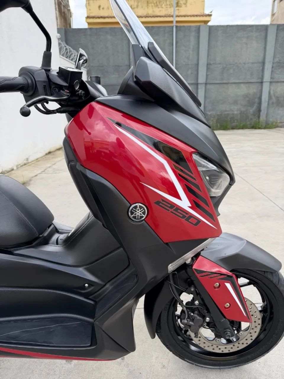 Yamaha Xmax 250  - Foto 5