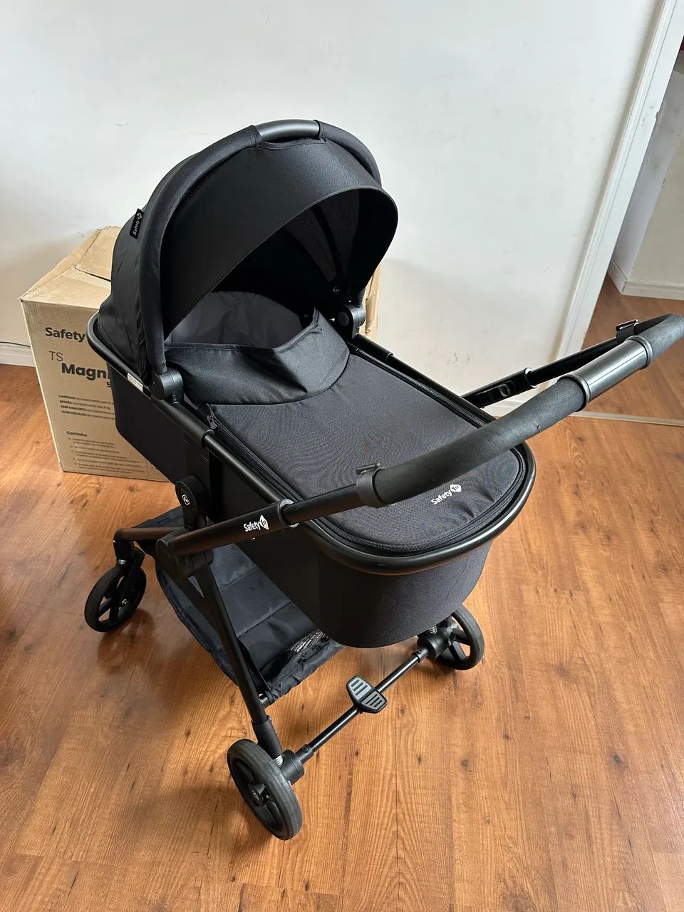 Carrinho com bebê conforto, base e moisés Safety  - Foto 3