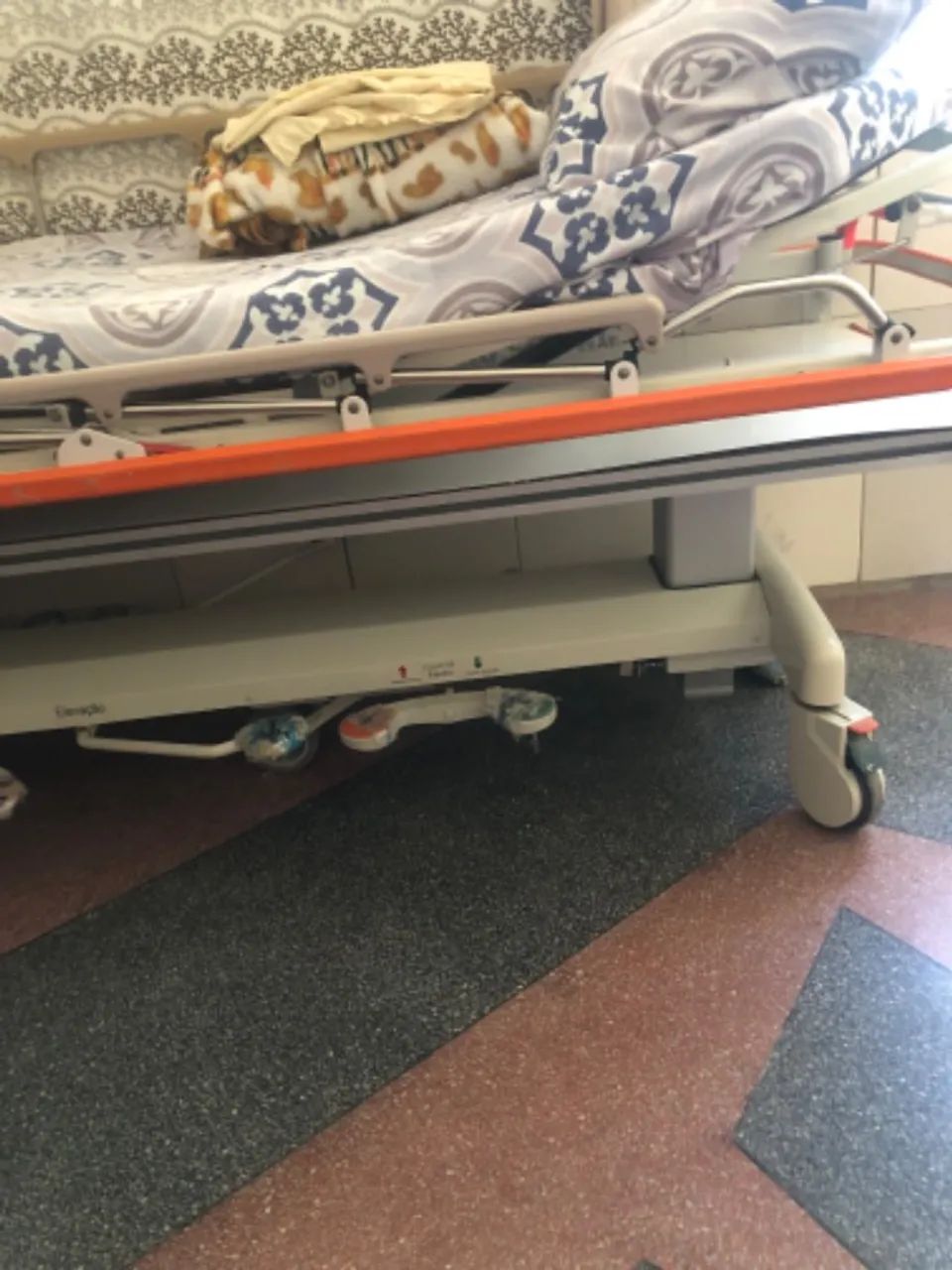 Cama hospitalar  - Foto 3