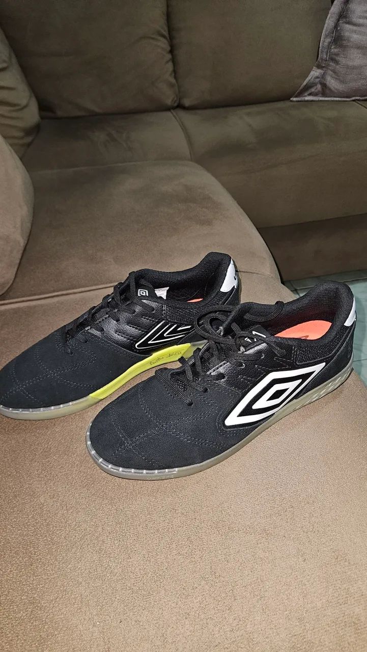 Futsal Umbro - Pro Challenge tam. 40 