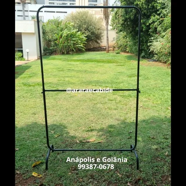 Arara de roupas barata