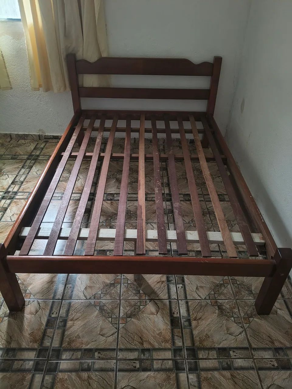 Cama de casal com colchão  - Foto 2