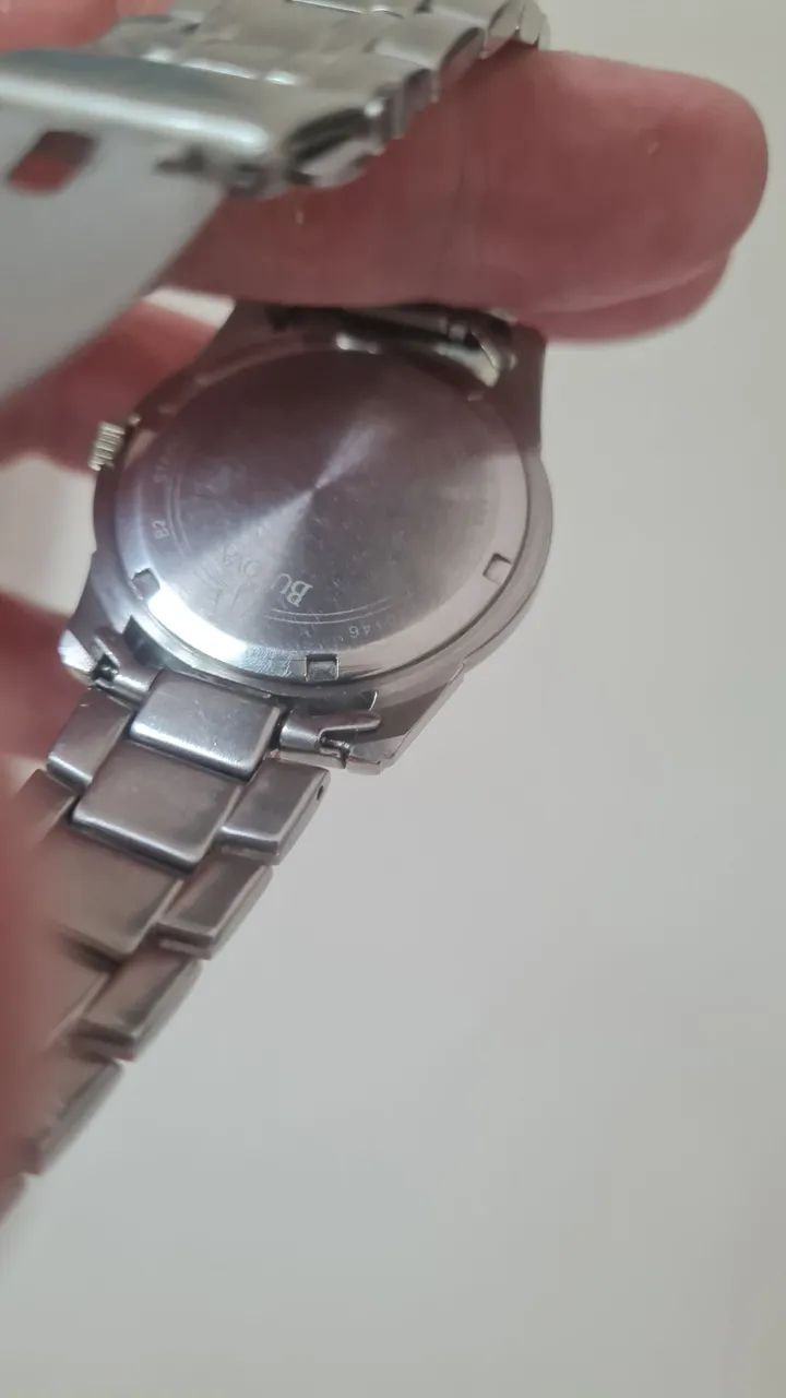 Relógio Bulova Quartz. Impecável  - Foto 5
