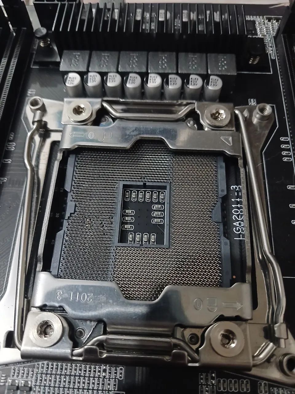 Placa mãe x99 defeito - Foto 2