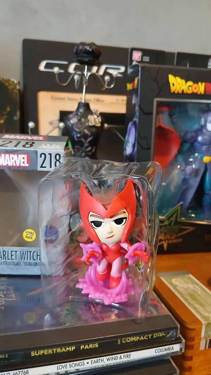 Funko Minis Marvel Scarlet Witch #218. Original, na caixa. Edição exclusiva. 8cm. - Foto 3