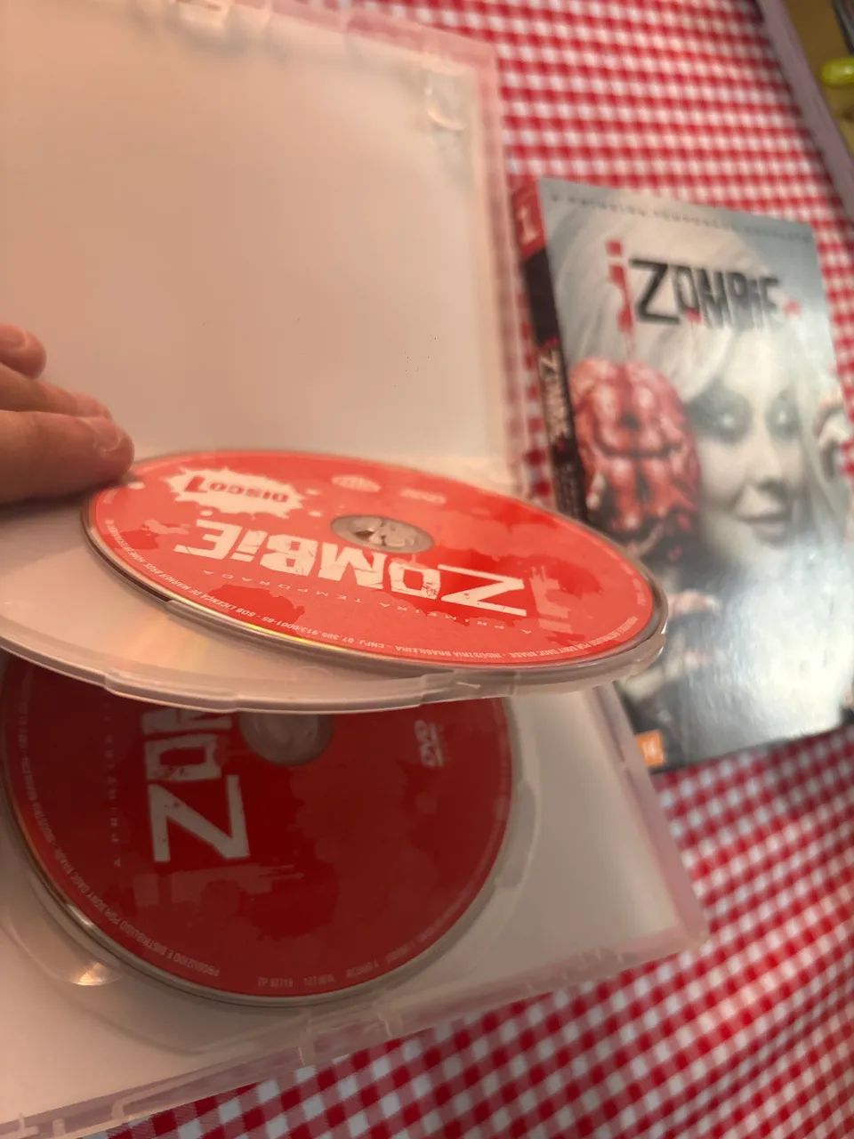 Izombie - 1° Temporada - Foto 3