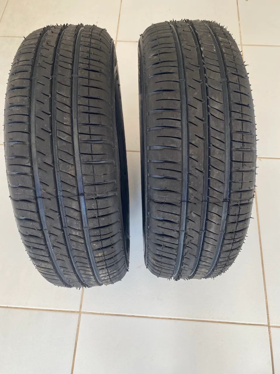 Vendo penel 175/65 R14  - Foto 2