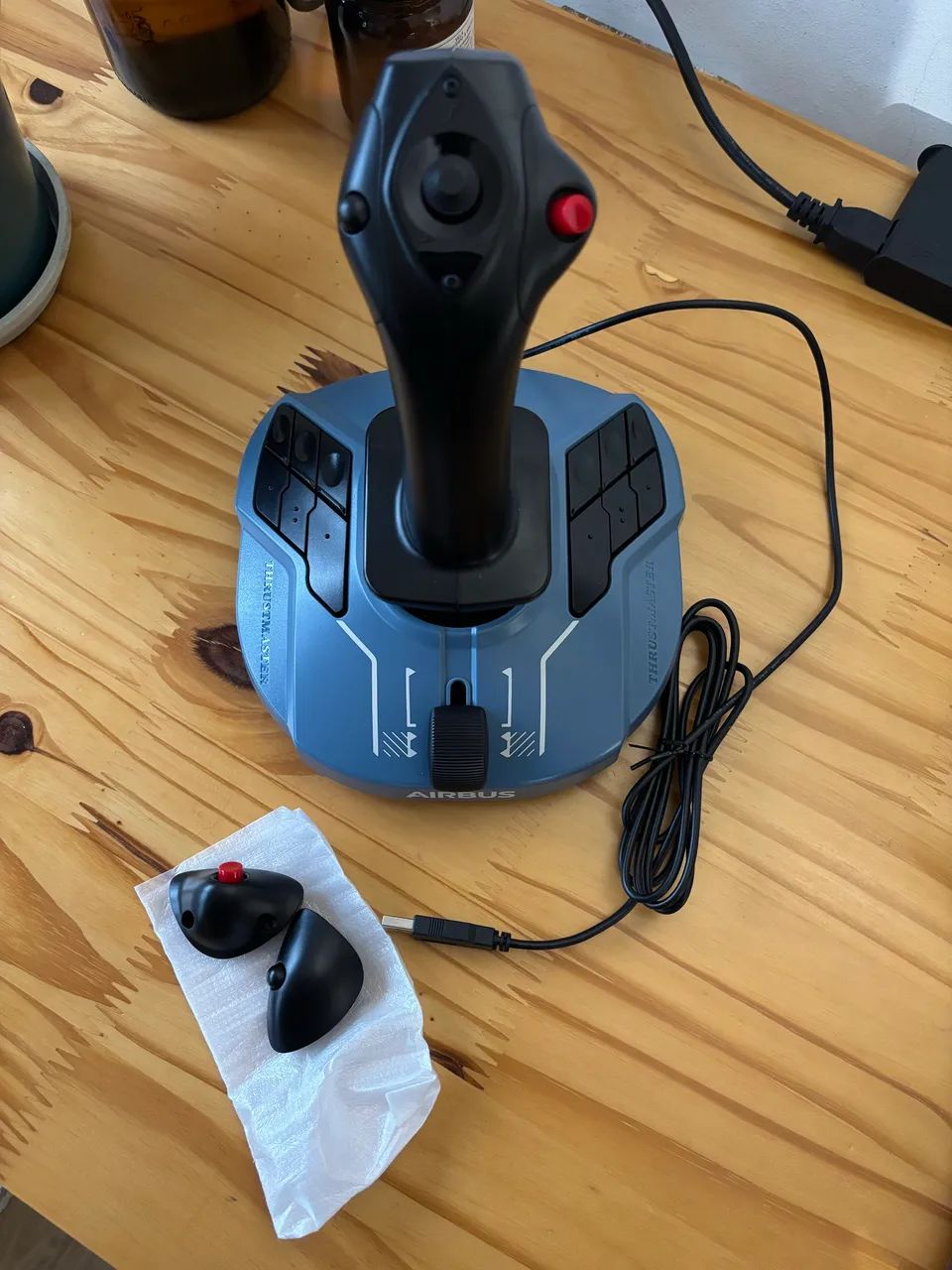 Thrustmaster TCA Sidestick Airbus Edition (Windows) - Foto 2