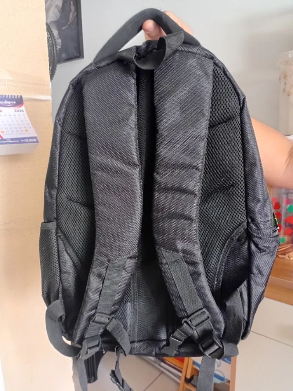 Vende-se Mochila nunca usada e bem resistente - Foto 3