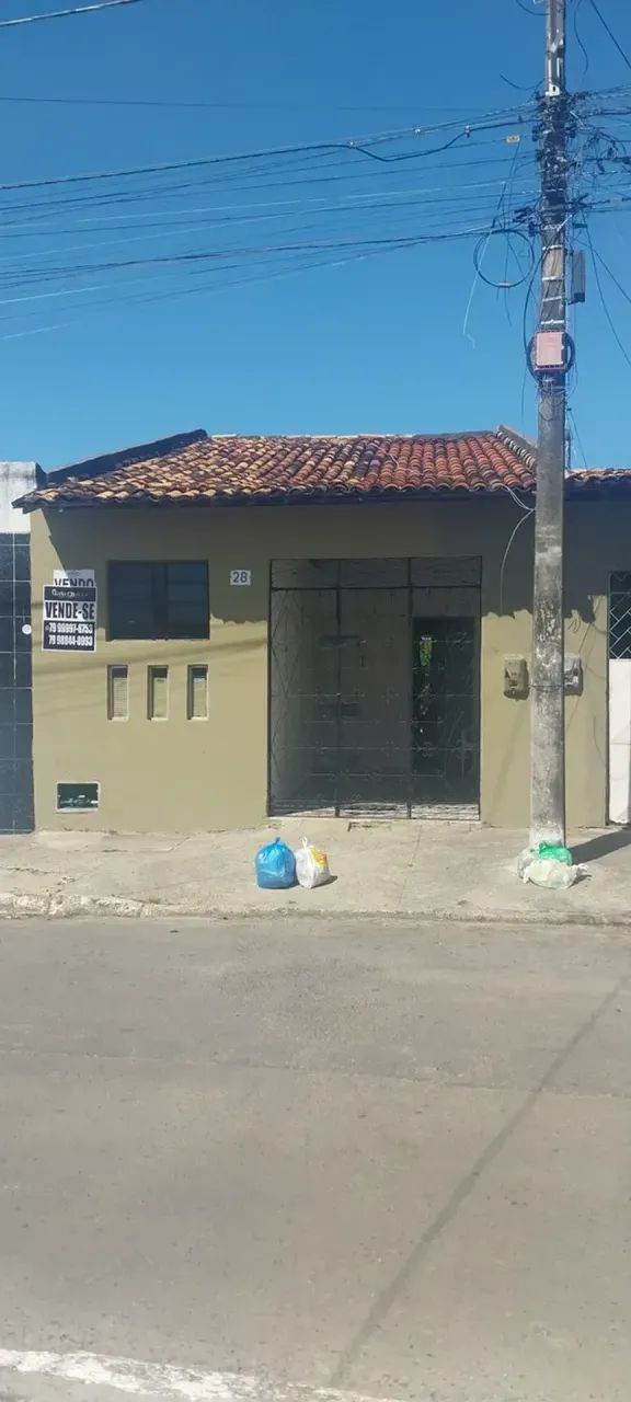 Vendo casa no bairro Santos Dumont