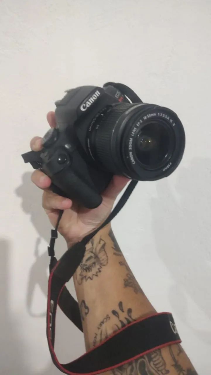 Câmera Canon EOS REBEL T7 - Foto 2