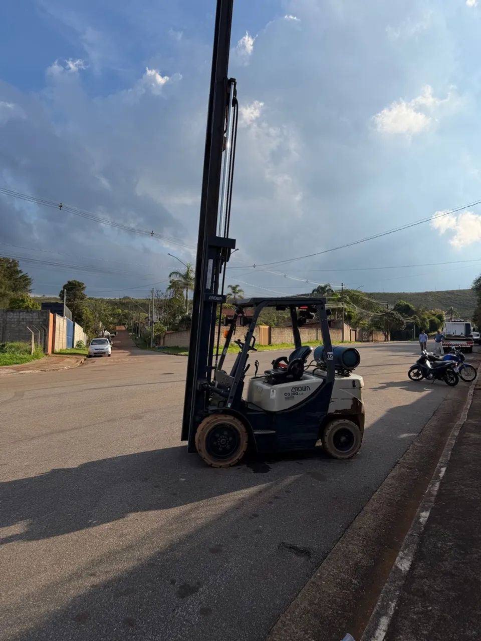Vendo empilhadeira  - Foto 4