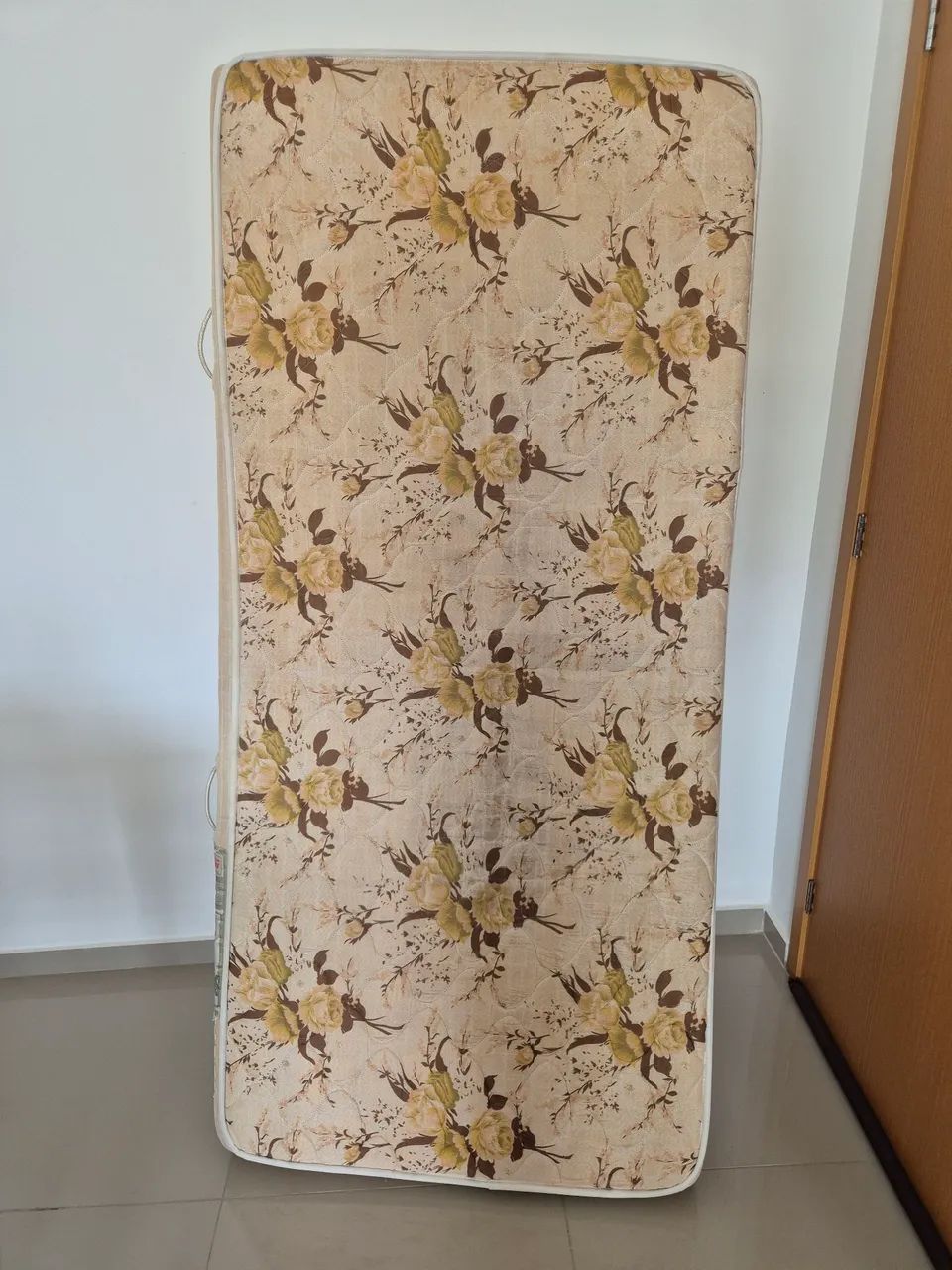 Vendo colchão.