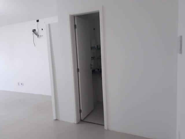 Sala Comercial no Edifício Golden Tower - Aluga - Foto 3